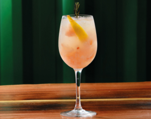 Taça de coquetel bares de ipanema